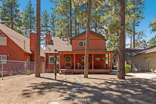 Detail Gallery Image 1 of 28 For 913 Nana Ave, Big Bear City,  CA 92314 - 3 Beds | 2 Baths