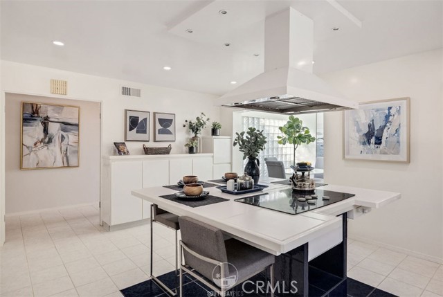 Detail Gallery Image 12 of 28 For 28068 Santona Dr, Rancho Palos Verdes,  CA 90275 - 5 Beds | 3 Baths