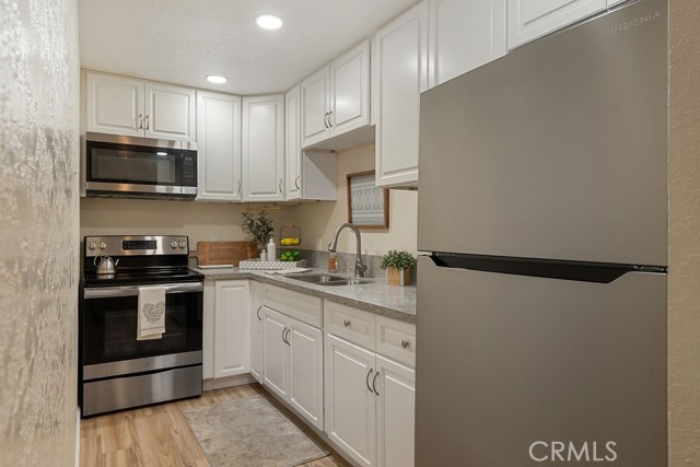 Detail Gallery Image 10 of 29 For 2825 205 N Los Felices #205 #205,  Palm Springs,  CA 92262 - 1 Beds | 1 Baths