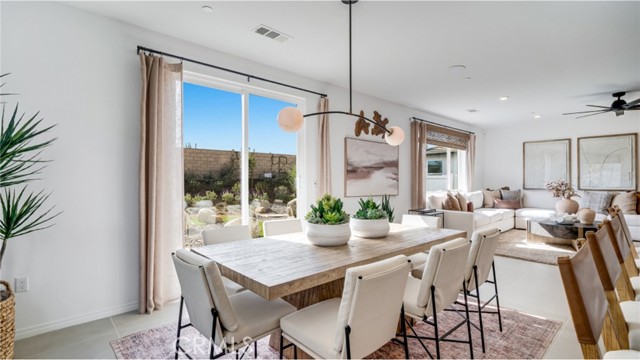 Detail Gallery Image 5 of 22 For 300 Grand Sky Ln, Perris,  CA 92570 - 5 Beds | 3 Baths