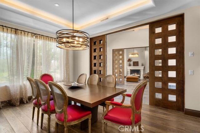 6945 E Hidden Oaks Lane, Orange CA: https://media.crmls.org/medias/aab536c8-7b16-4257-a8a6-b1f9e38cd9a1.jpg