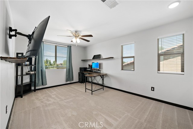 Detail Gallery Image 26 of 72 For 30924 Falling Star Pl, Murrieta,  CA 92563 - 4 Beds | 3 Baths