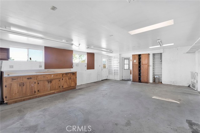 Detail Gallery Image 38 of 55 For 14775 Gayhead, Apple Valley,  CA 92307 - 3 Beds | 2 Baths