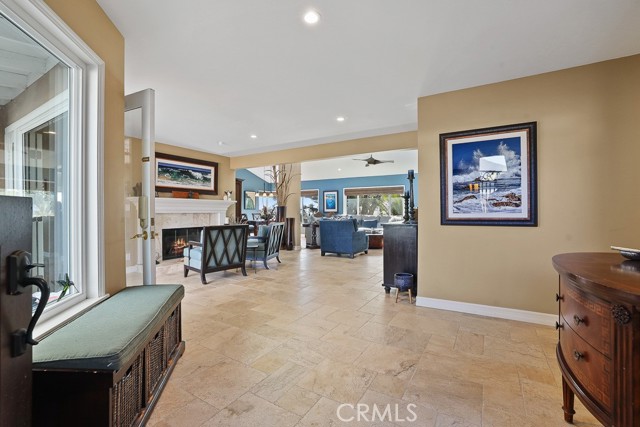 Detail Gallery Image 4 of 45 For 32512 Azores Rd, Dana Point,  CA 92629 - 4 Beds | 2/1 Baths