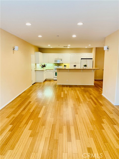 Detail Gallery Image 5 of 42 For 67 Reunion, Irvine,  CA 92603 - 3 Beds | 3 Baths