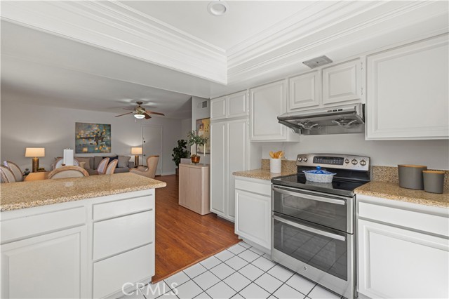 Detail Gallery Image 17 of 45 For 23815 Sapphire Canyon Rd, Diamond Bar,  CA 91765 - 3 Beds | 2 Baths