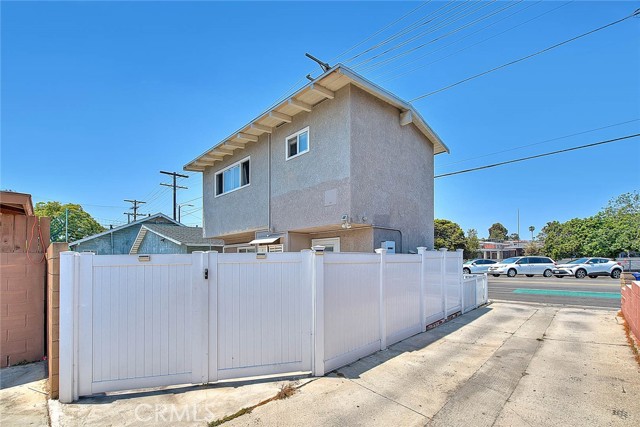 Detail Gallery Image 5 of 43 For 710 N Neptune Ave, Wilmington,  CA 90744 - 1 Beds | 1 Baths