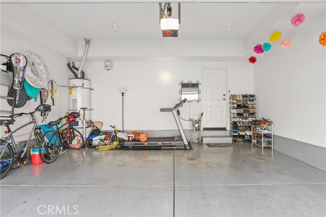 18 New Season, Irvine CA: https://media.crmls.org/medias/aabc9e1d-602c-4738-a114-e3bf24437d51.jpg
