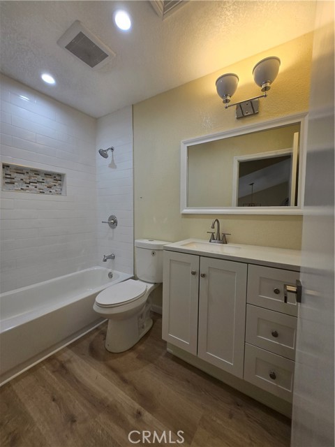 MLS #DW25255135 image #10