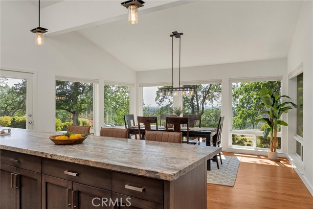 Detail Gallery Image 24 of 73 For 189 Indian Cliffs Drive, Chico,  CA 95973 - 3 Beds | 3/1 Baths