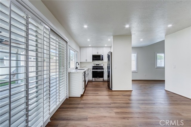 Detail Gallery Image 8 of 25 For 12464 Kumquat Pl, Chino,  CA 91710 - 4 Beds | 2 Baths