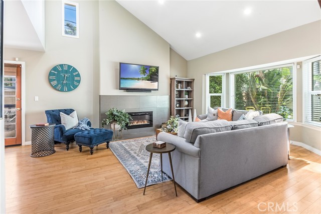 2418 Curtis Avenue, Redondo Beach, California 90278, 3 Bedrooms Bedrooms, ,2 BathroomsBathrooms,Residential,Sold,Curtis,SB22205697