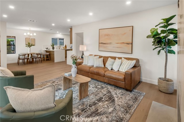 Detail Gallery Image 17 of 55 For 3641 Somerset, Los Angeles,  CA 90016 - 3 Beds | 2 Baths