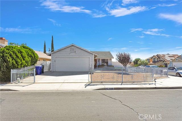 Detail Gallery Image 1 of 1 For 12339 San Jacinto Dr, Victorville,  CA 92392 - 2 Beds | 2 Baths