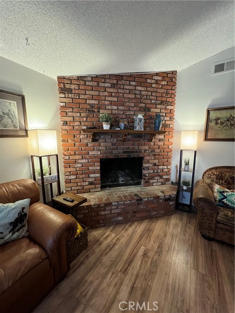 Detail Gallery Image 4 of 19 For 1545 Descanso St, San Luis Obispo,  CA 93405 - 4 Beds | 2 Baths