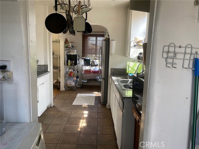 Detail Gallery Image 14 of 18 For 8725 S Denker, Los Angeles,  CA 90047 - 2 Beds | 1 Baths