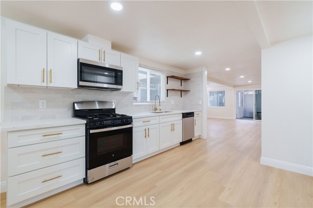 8235 Coleman Street, Riverside CA: https://media.crmls.org/medias/aabeecf5-6a52-4800-96d9-2fdb945d539a.jpg