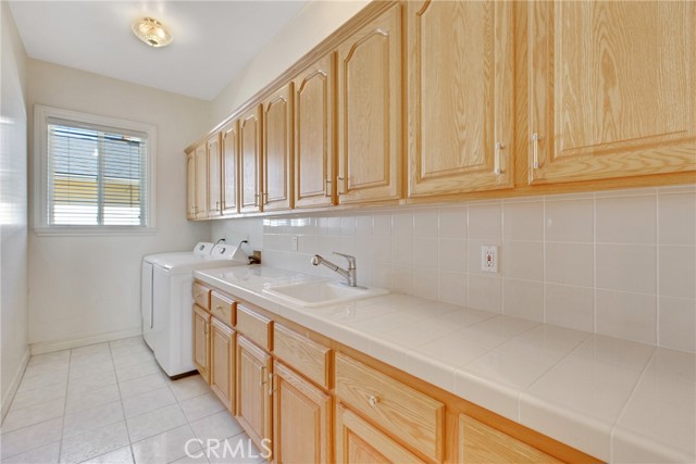 134 E Las Flores Ave, Arcadia CA: https://media.crmls.org/medias/aac0977c-4425-423d-a4e6-55e80ff66ab6.jpg