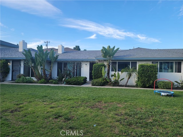 Detail Gallery Image 2 of 5 For 13291 Fletcher, Garden Grove,  CA 92844 - – Beds | – Baths