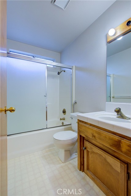 Detail Gallery Image 12 of 24 For 825 Berea, Turlock,  CA 95382 - 3 Beds | 2 Baths