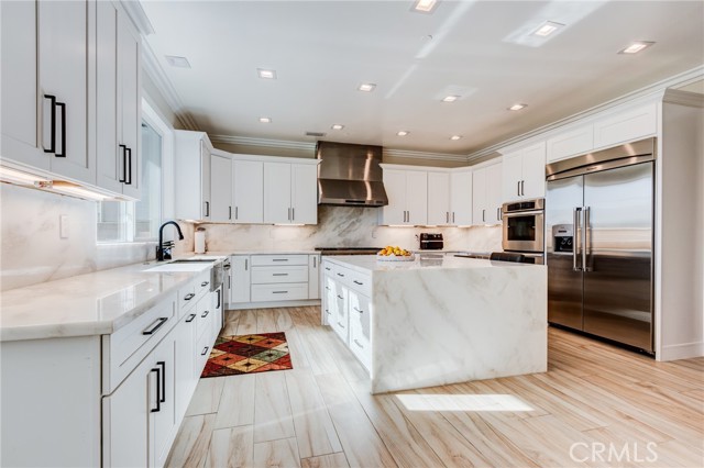 18 Elissa Lane, Ladera Ranch CA: https://media.crmls.org/medias/aac2aba2-e0a9-449d-86ea-b0f11d78a7b0.jpg