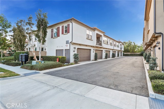 Detail Gallery Image 2 of 43 For 106 Wild Rose, Lake Forest,  CA 92630 - 2 Beds | 2 Baths