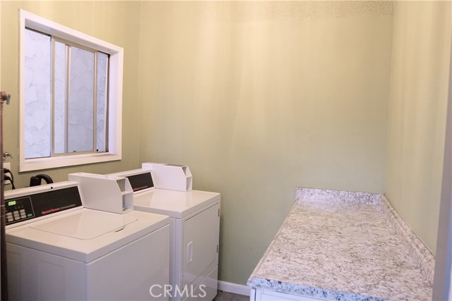 Detail Gallery Image 13 of 13 For 2740 Brea Bld #B,  Fullerton,  CA 92835 - 2 Beds | 2 Baths