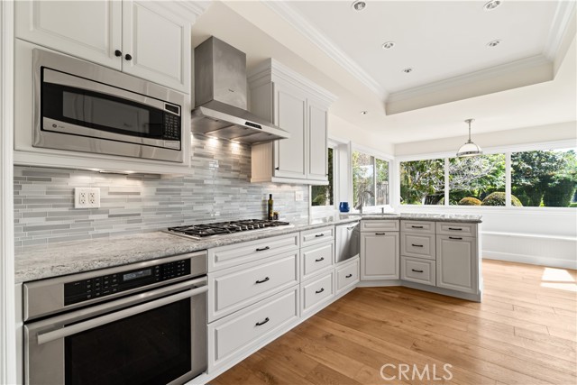 1520 Sandcastle Drive, Corona del Mar CA: https://media.crmls.org/medias/aac415a8-7a69-46e9-95a8-0bc0bd7c3bd6.jpg