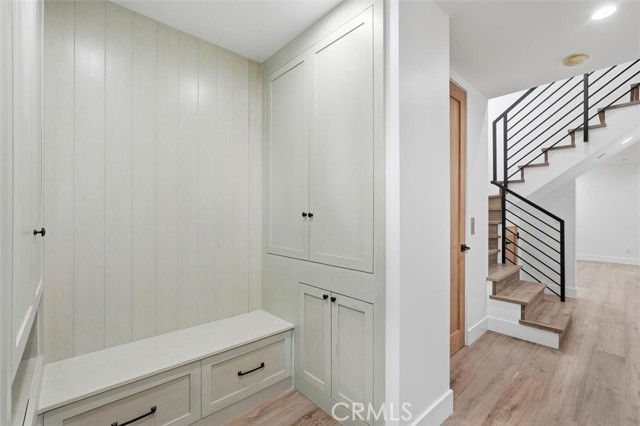 Detail Gallery Image 5 of 45 For 617 N Irena Ave #C,  Redondo Beach,  CA 90277 - 5 Beds | 3/1 Baths