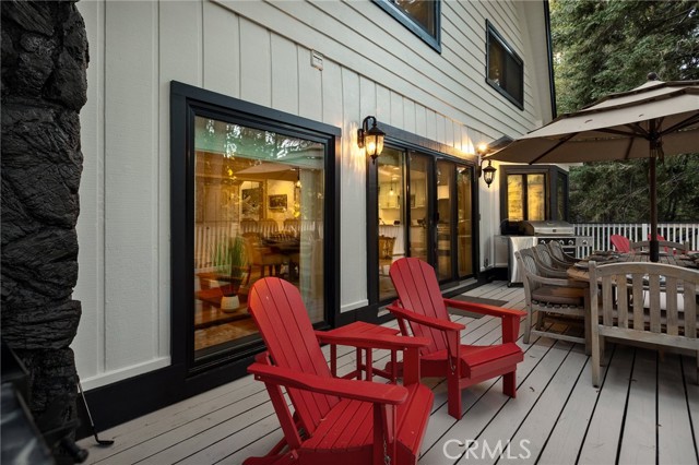 157 Brentwood Drive, Lake Arrowhead CA: https://media.crmls.org/medias/aac4ade6-a371-4f67-bd28-572222f98838.jpg