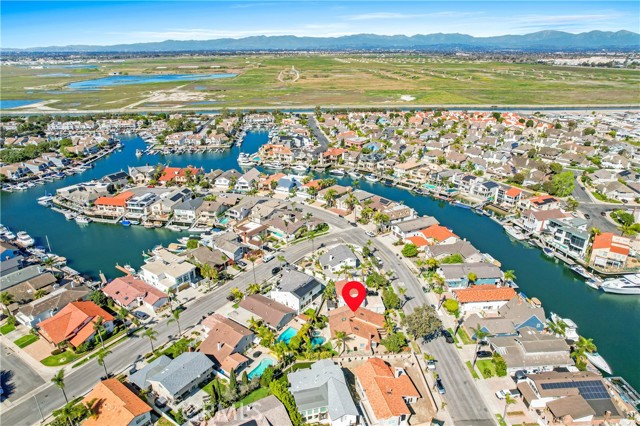 Detail Gallery Image 63 of 67 For 16293 Wayfarer Ln, Huntington Beach,  CA 92649 - 5 Beds | 3/1 Baths