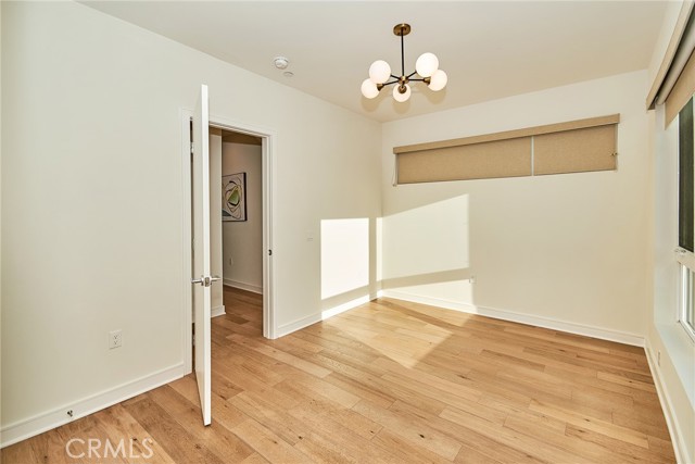 1050 N Joels Place, Los Angeles CA: https://media.crmls.org/medias/aac56388-e126-4a4e-ae27-52f8a1e217c9.jpg