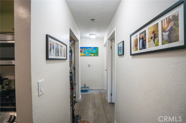 Detail Gallery Image 9 of 18 For 327 Chestnut Ave #201,  Long Beach,  CA 90802 - 2 Beds | 2 Baths