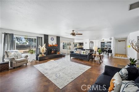 19850 Eucalyptus Avenue, Nuevo CA: https://media.crmls.org/medias/aac5d9ae-0165-4192-a6dc-f2bec8eeb226.jpg