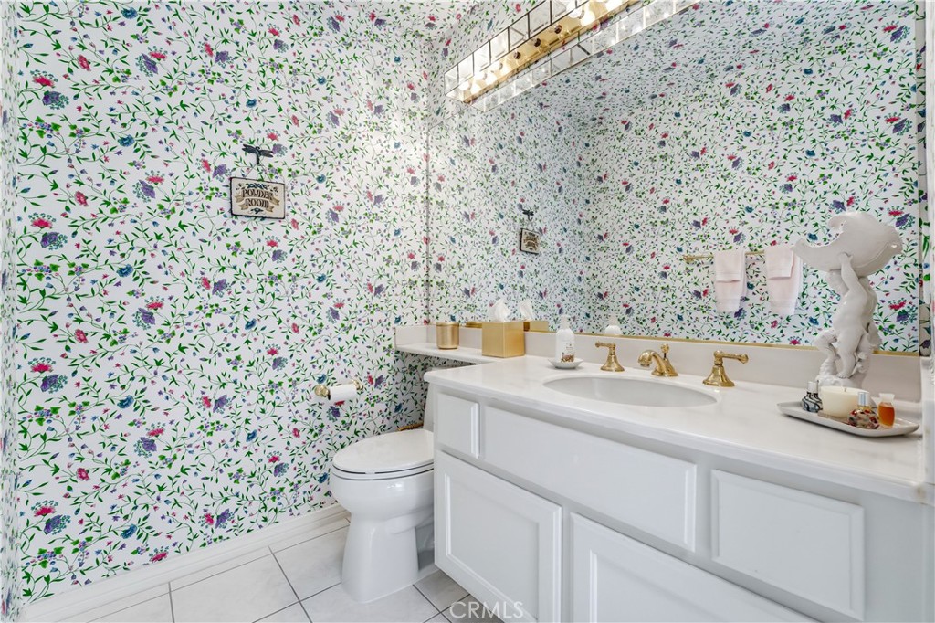 https://media.crmls.org/medias/aac63443-8a9d-4ea5-905f-747c37169cce.jpg?preset=X-Large