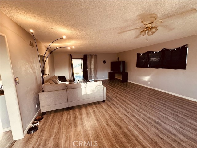 Detail Gallery Image 12 of 16 For 3300 E Millridge Dr, West Covina,  CA 91792 - 4 Beds | 2 Baths