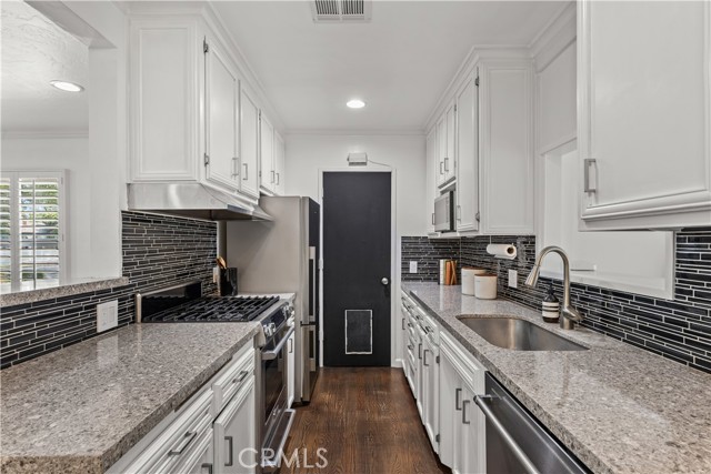 Image 3 of 23 For 620 Maple Street