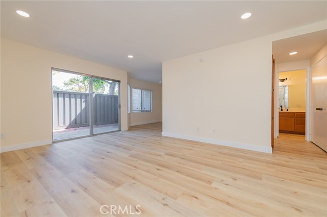 292 Lemon Grove, Irvine CA: https://media.crmls.org/medias/aac79eea-2699-4d97-9496-074e0c0c0a01.jpg