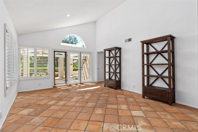 Detail Gallery Image 8 of 38 For 52 Mirador #46,  Irvine,  CA 92612 - 3 Beds | 2/1 Baths