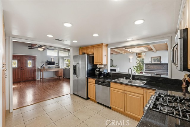 Detail Gallery Image 17 of 38 For 14855 Valeda, La Mirada,  CA 90638 - 3 Beds | 2 Baths