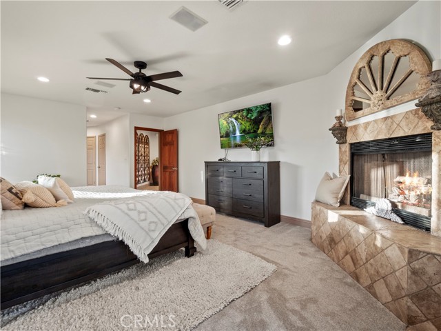 Detail Gallery Image 14 of 41 For 30415 Remington Rd, Castaic,  CA 91384 - 4 Beds | 4 Baths