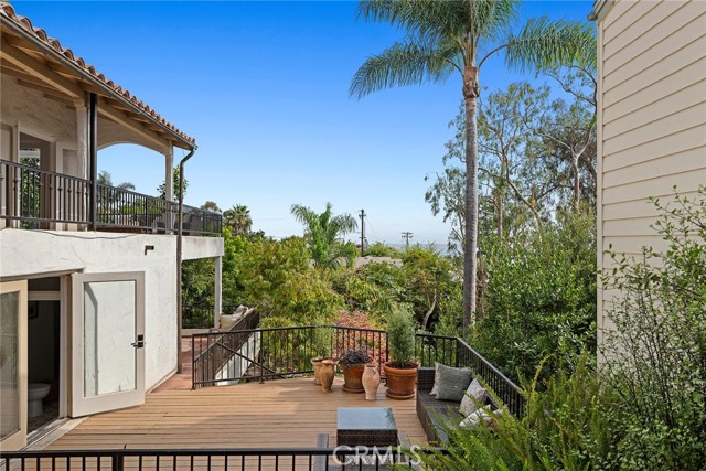 Detail Gallery Image 29 of 30 For 31402 Ocean View St, Laguna Beach,  CA 92651 - 3 Beds | 3/1 Baths