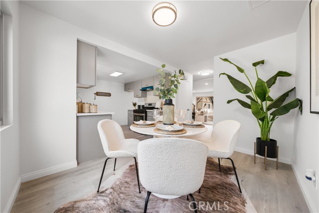 Detail Gallery Image 6 of 19 For 313 S Almansor St #9,  Alhambra,  CA 91801 - 2 Beds | 1/1 Baths