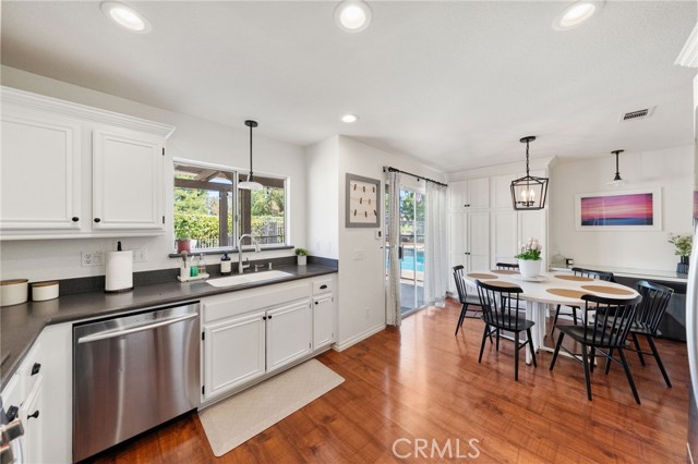 Detail Gallery Image 18 of 59 For 43540 Corte Benisa, Temecula,  CA 92592 - 3 Beds | 2/1 Baths