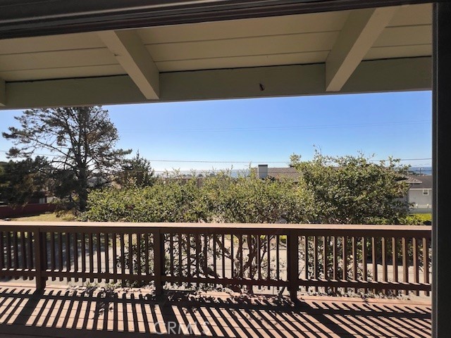 Detail Gallery Image 14 of 44 For 1950 Oxford Ave, Cambria,  CA 93428 - 3 Beds | 2 Baths