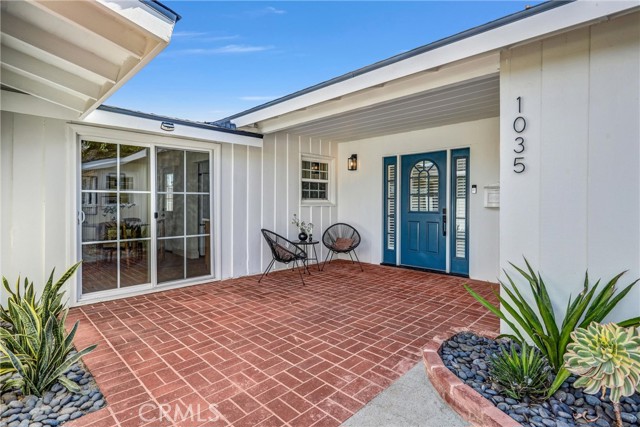 1035 Medford Road, Pasadena CA: https://media.crmls.org/medias/aacb7fe9-2496-4346-9190-91e4ed9f1006.jpg