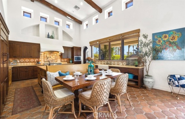 Detail Gallery Image 5 of 49 For 56145 Village Dr, La Quinta,  CA 92253 - 3 Beds | 3/1 Baths