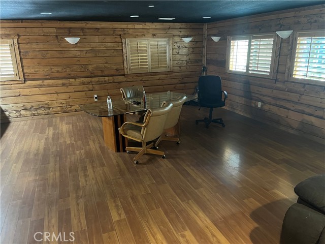 5865 Elm Street, Wrightwood CA: https://media.crmls.org/medias/aaccc8b3-50ae-4aeb-9642-44fd1651748b.jpg