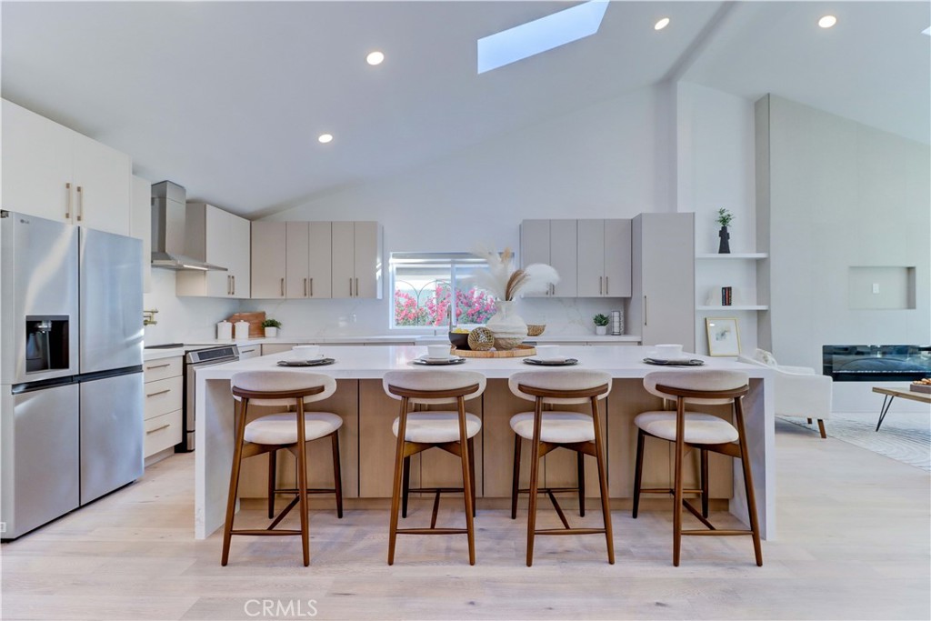 MLS #OC25250919 image #7