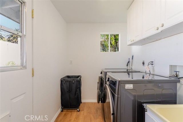 Detail Gallery Image 31 of 39 For 22459 Guadilamar Dr, Saugus,  CA 91350 - 3 Beds | 2 Baths